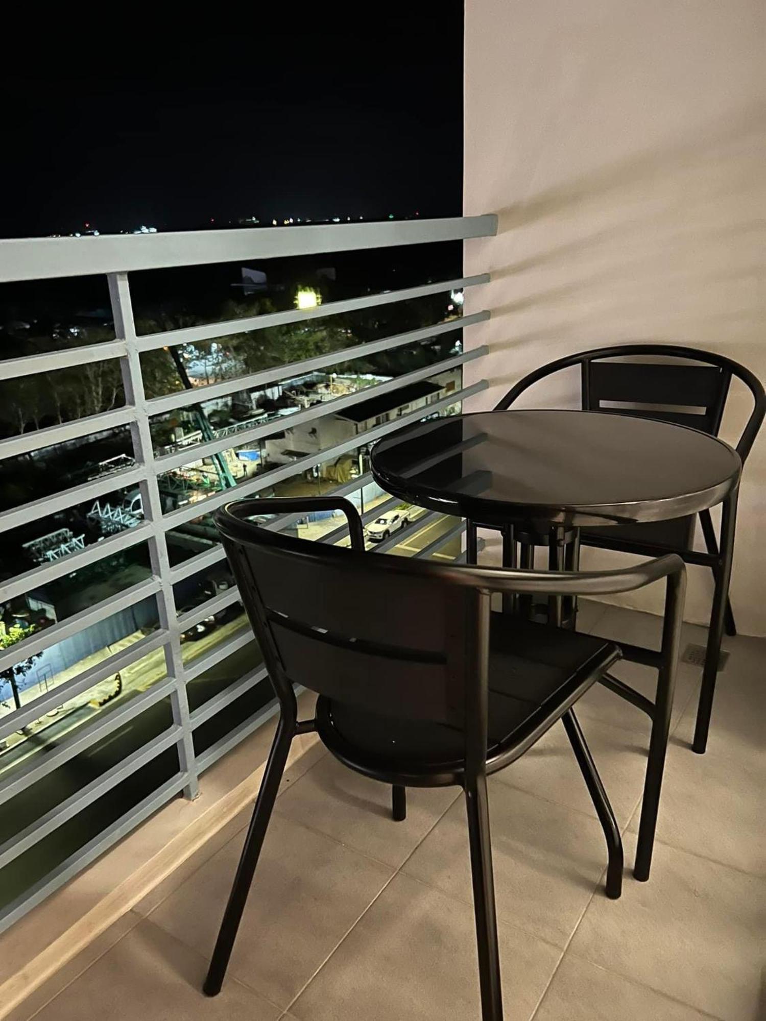 Deluxe Condo 2 Bedroom, 7Th Floor Room Bc In One Madison Tower 3, Megaworld Boulevard, Mandurriao Iloilo City, Philippines Zewnętrze zdjęcie